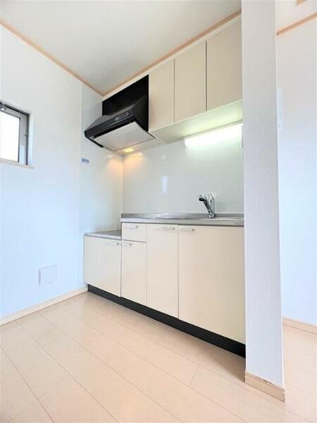 apartment 茨城県つくば市研究学園５丁目５－１３ ファースト・ラフィーネ・学園１Ｆ