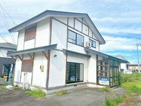 山形県米沢市舘山１丁目