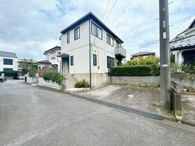 茨城県牛久市刈谷町５丁目