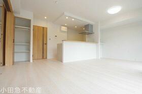 神奈川県川崎市多摩区生田８丁目