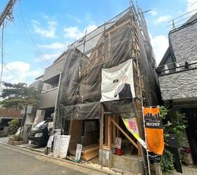 東京都世田谷区深沢５丁目