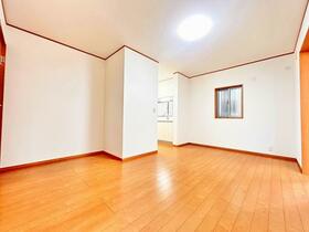 埼玉県川口市上青木西３丁目