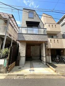 東京都世田谷区下馬６丁目