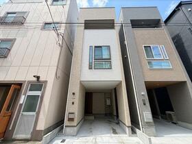 東京都江東区清澄２丁目