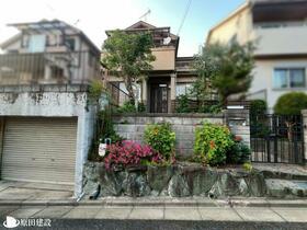 奈良県大和郡山市小泉町