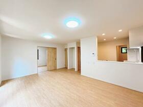 埼玉県三郷市高州１丁目