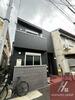 天下茶屋駅より徒歩3分 築7年2ヶ月 2階建の賃貸物件