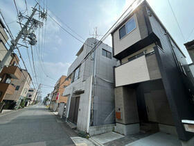 愛知県名古屋市昭和区小坂町２丁目