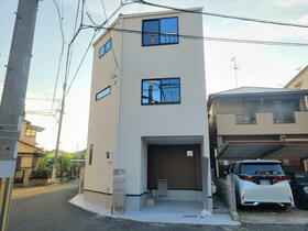 兵庫県伊丹市荻野西２丁目