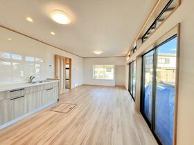 栃木県芳賀郡芳賀町大字稲毛田