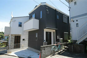 神奈川県横浜市泉区白百合２丁目