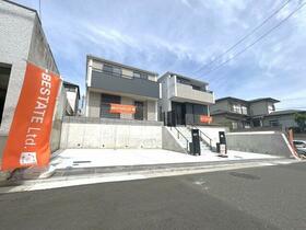 神奈川県横浜市金沢区富岡西４丁目