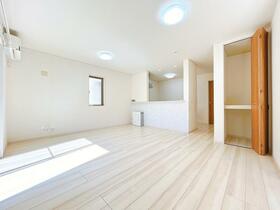 千葉県佐倉市江原台１丁目