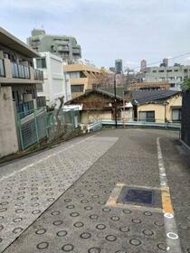 東京都新宿区南元町