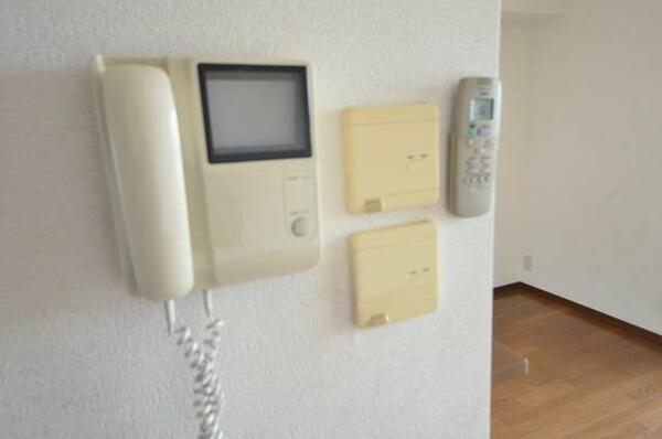 detached 東京都武蔵野市八幡町１丁目

地図を見る