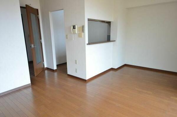 detached 東京都武蔵野市八幡町１丁目

地図を見る