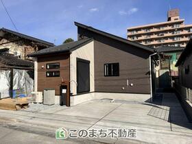 栃木県宇都宮市花房３丁目