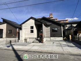 栃木県宇都宮市花房３丁目