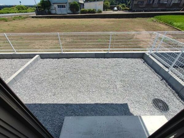 apartment 茨城県つくば市研究学園５丁目５－１３ ファースト・ラフィーネ・学園１Ｆ