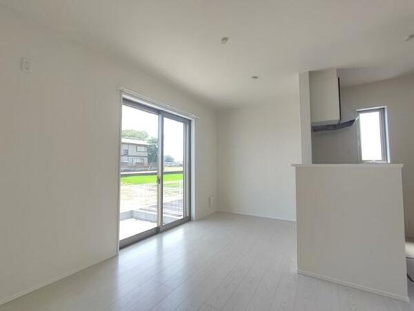 apartment 茨城県つくば市研究学園５丁目５－１３ ファースト・ラフィーネ・学園１Ｆ