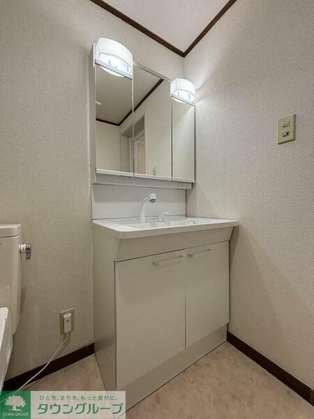 detached 東京都武蔵野市吉祥寺東町２丁目

地図を見る