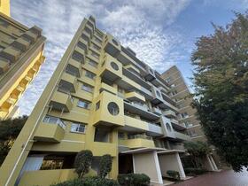 横浜若葉台団地４−２２号棟