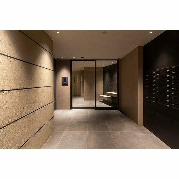 画像13:エントランス・ロビー