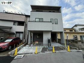 広島県安芸郡坂町横浜東１丁目