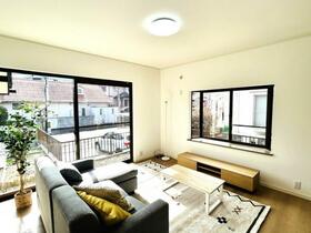 三重県四日市市桜新町１丁目