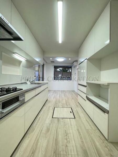 detached 東京都文京区千駄木１丁目

地図を見る