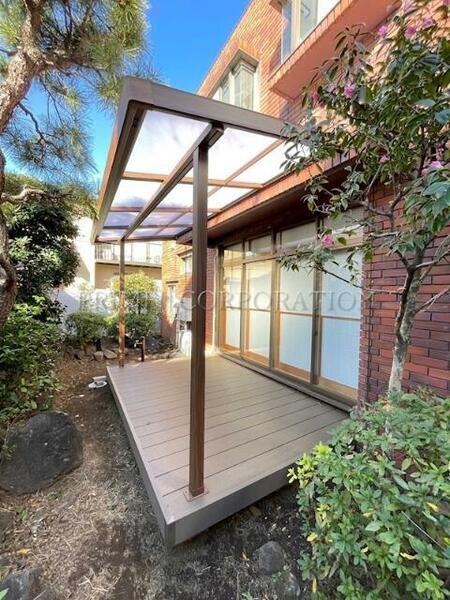 detached 東京都文京区千駄木１丁目

地図を見る