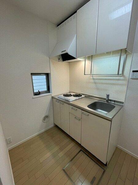 画像5:2口システムガスキッチン