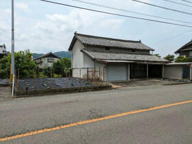 徳島県美馬市脇町字拝原