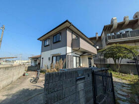 香川県丸亀市川西町南