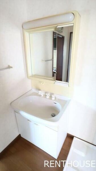 detached 東京都狛江市中和泉２丁目

地図を見る