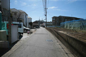 神奈川県横浜市泉区岡津町