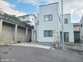 広島県広島市佐伯区皆賀１丁目