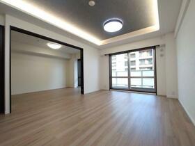 ベイマークスクエアマリナコートタワー