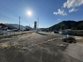 三重県松阪市小片野町