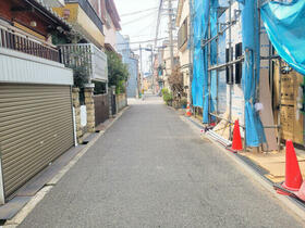 大阪府大阪市港区市岡３丁目