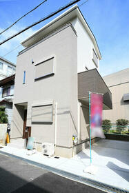 大阪府高槻市大塚町１丁目