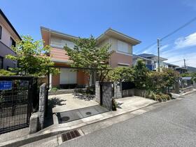 兵庫県西宮市すみれ台３丁目