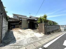 福岡県中間市通谷２丁目