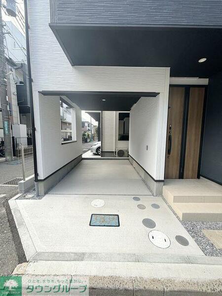 detached 埼玉県さいたま市浦和区上木崎８丁目

地図を見る