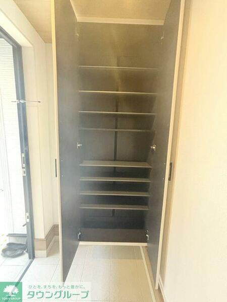 detached 埼玉県さいたま市浦和区上木崎８丁目

地図を見る