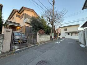 東京都杉並区和泉２丁目