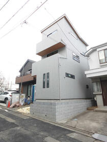 東京都多摩市貝取１丁目