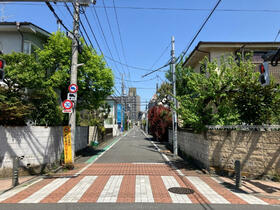 東京都多摩市一ノ宮４丁目