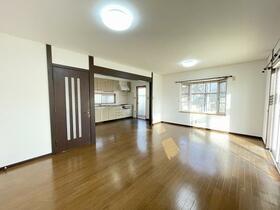 愛知県田原市田原町北荒井