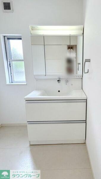 detached 埼玉県鴻巣市大間４丁目

地図を見る